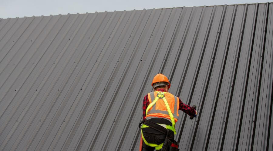 Professional gutter cleaning in Graceville, FL
